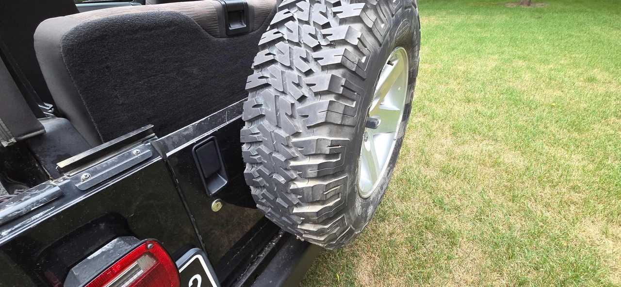 2003 Jeep TJ Wrangler - Image 29 of 31