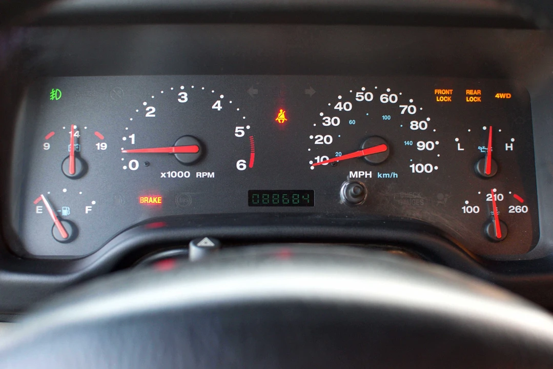 2003 Jeep TJ Wrangler - Image 29 of 31