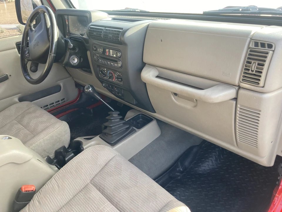 2003 Jeep TJ Wrangler - Image 25 of 31