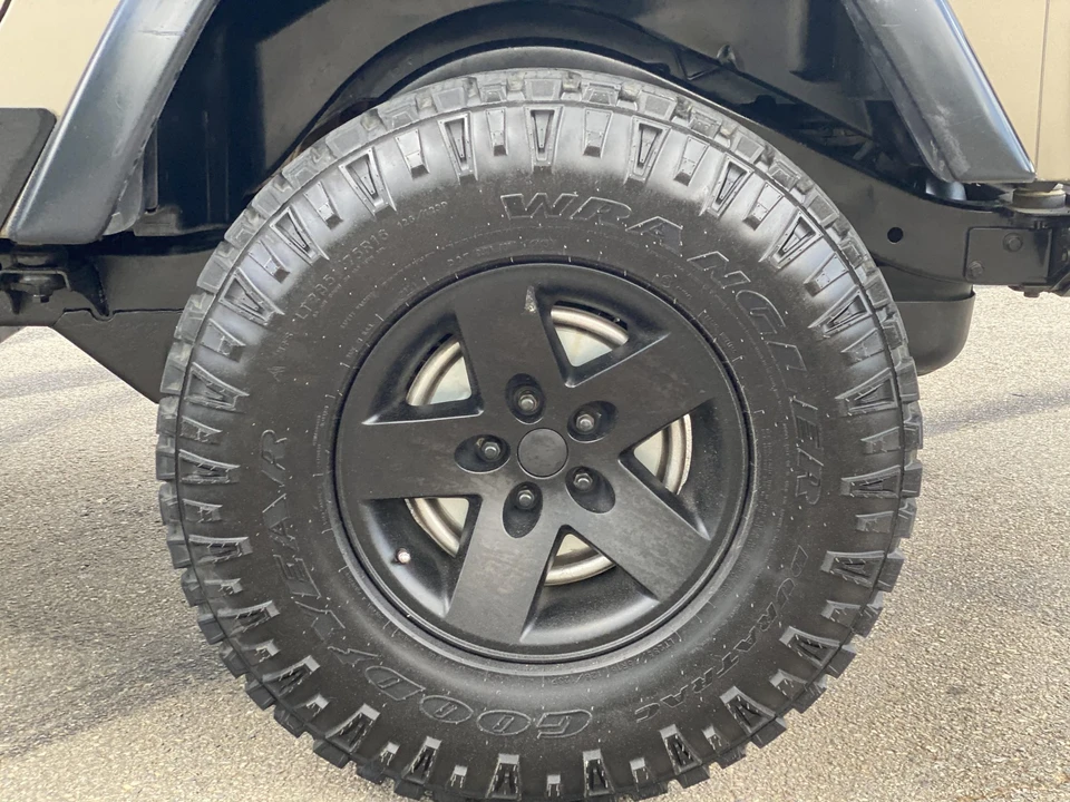 2003 Jeep TJ Wrangler - Image 27 of 31