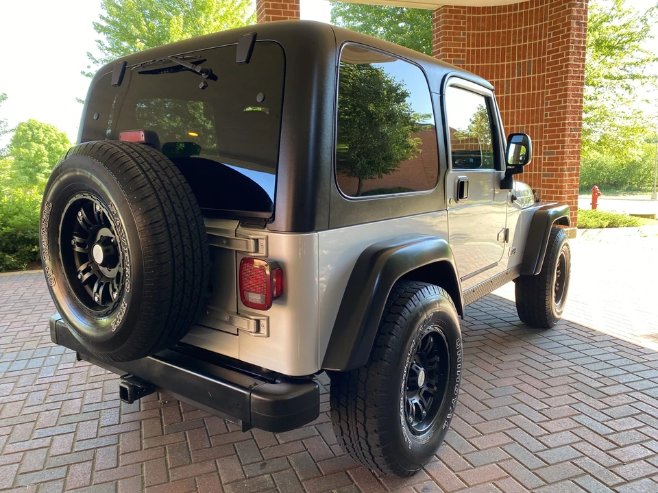 2003 Jeep TJ Wrangler - Image 12 of 31