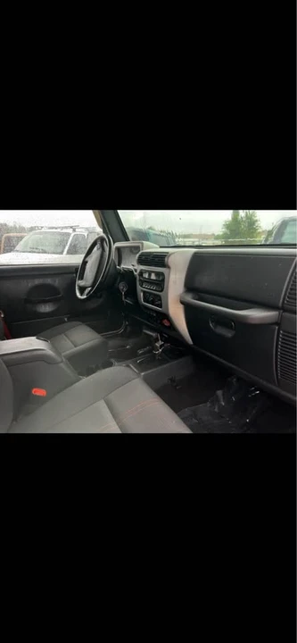 2003 Jeep TJ Wrangler - Image 10 of 17