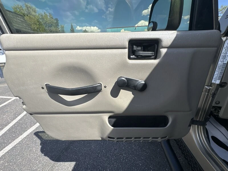 2003 Jeep TJ Wrangler - Image 10 of 20