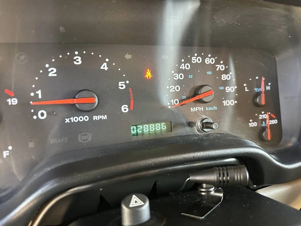 2003 Jeep Wrangler - Image 19 of 24