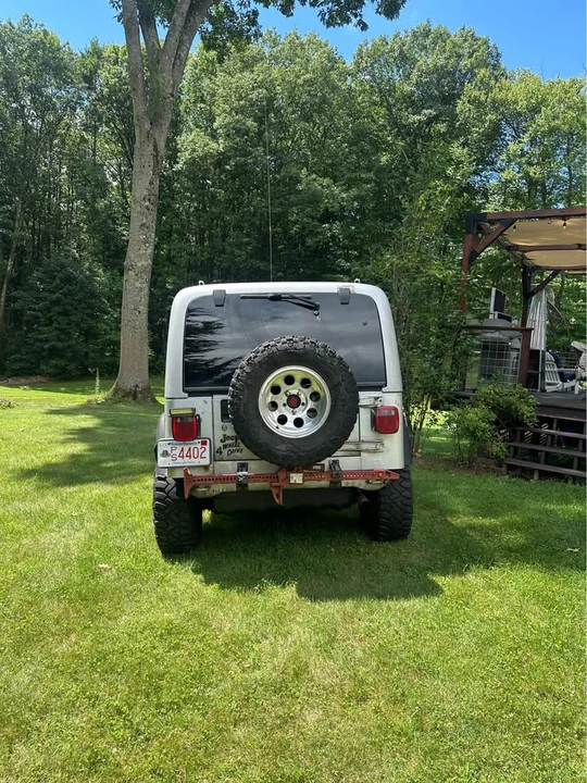 2003 Jeep TJ Wrangler - Image 2 of 18