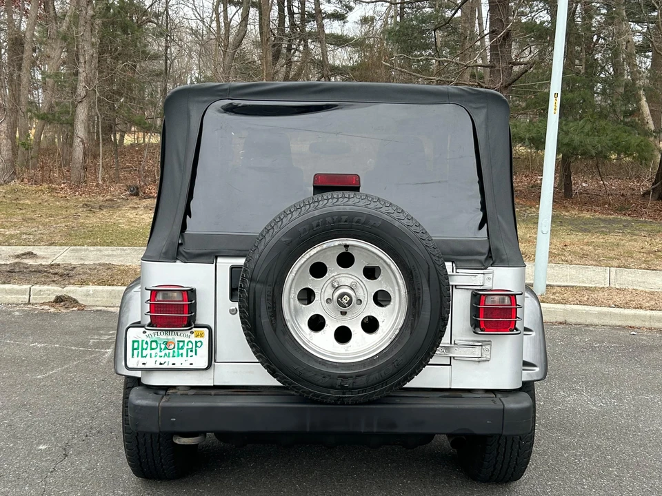 2003 Jeep TJ Wrangler - Image 26 of 31