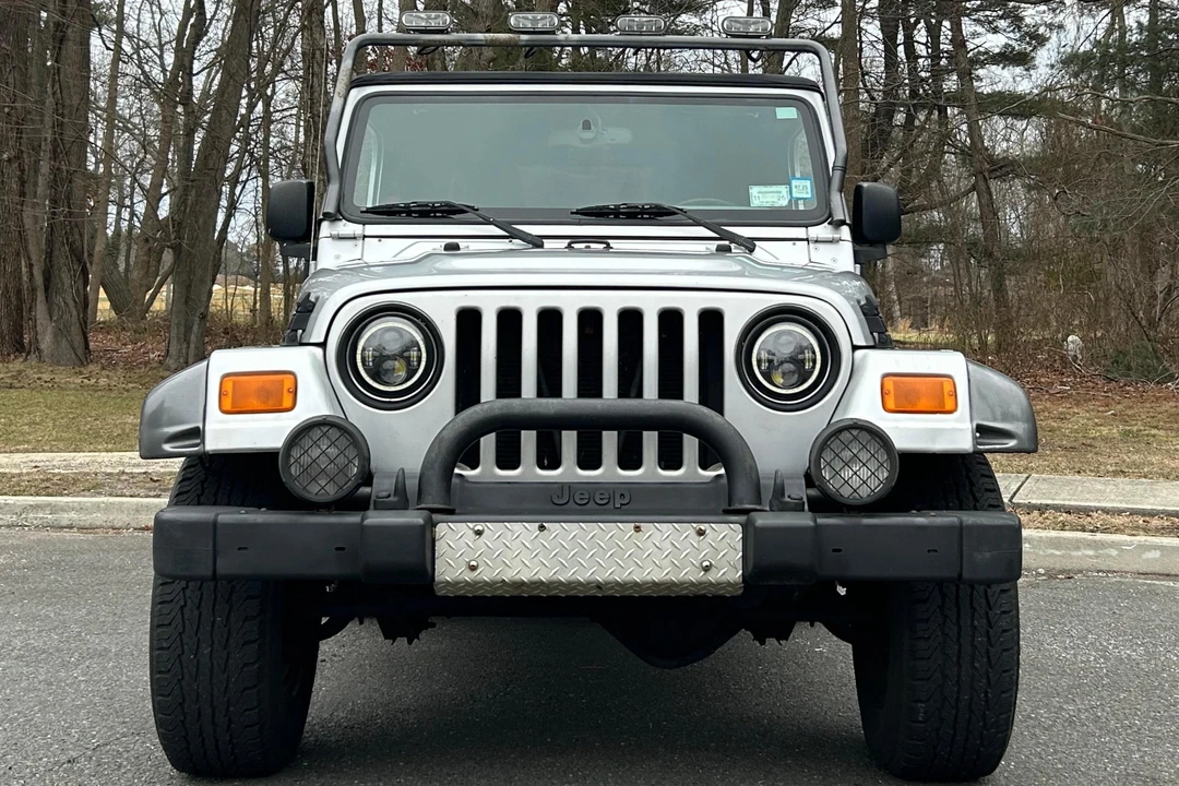 2003 Jeep TJ Wrangler - Image 2 of 31