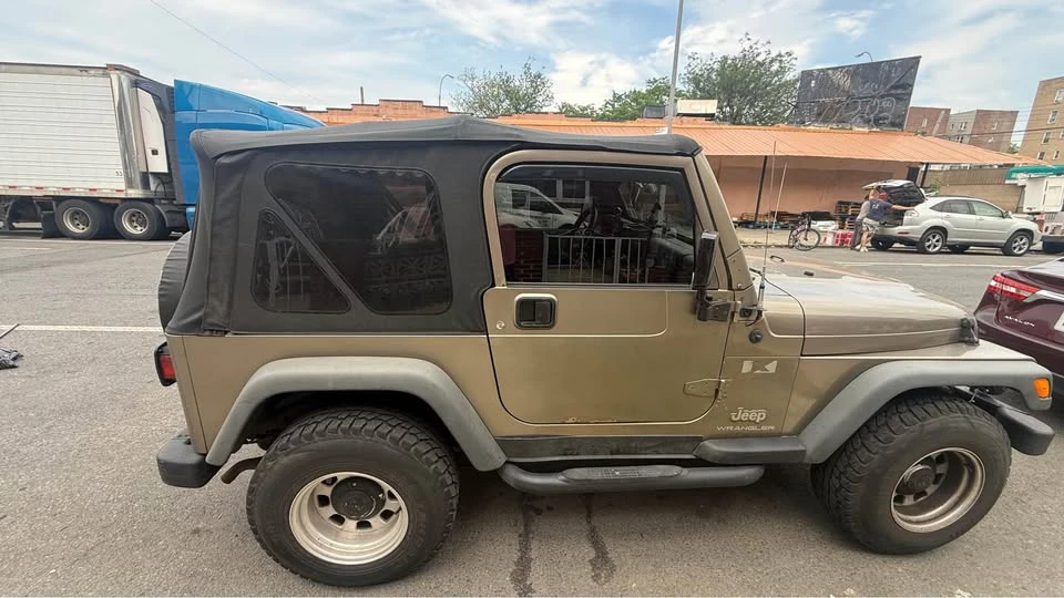 2003 Jeep TJ Wrangler - Image 4 of 5