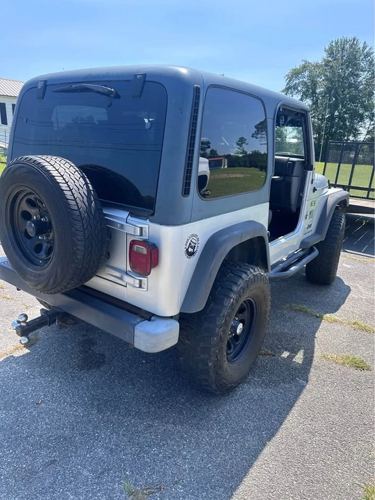 2003 Jeep TJ Wrangler - Image 2 of 7