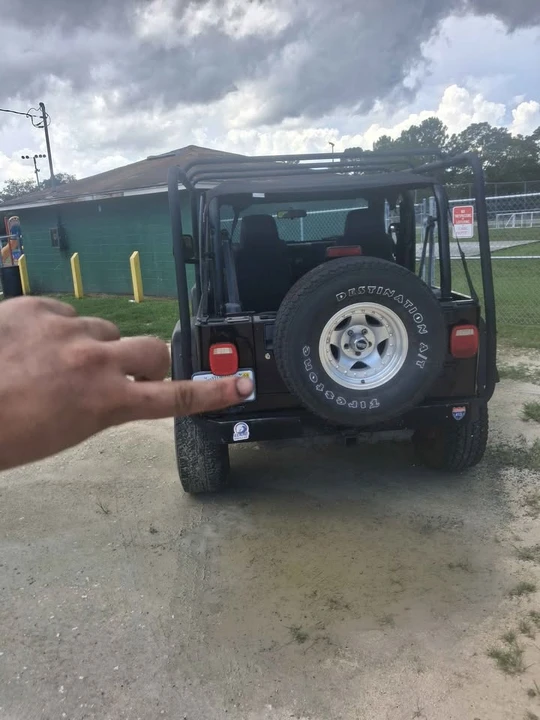 2003 Jeep TJ Wrangler - Image 2 of 10