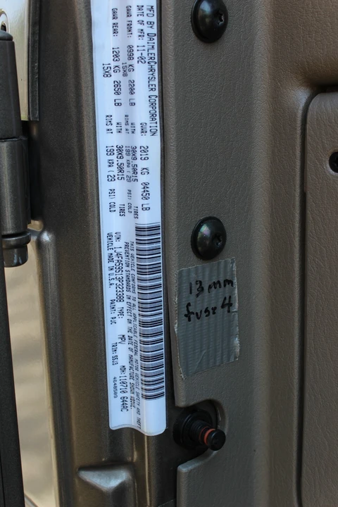 2003 Jeep TJ Wrangler - Image 15 of 16
