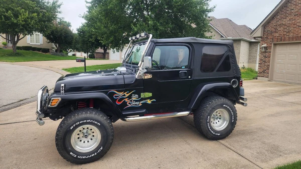 2003 Jeep TJ Wrangler - Image 2 of 25