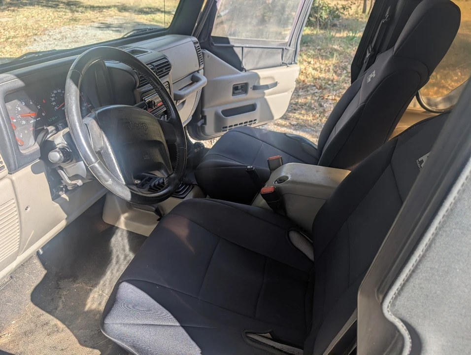 2003 Jeep TJ Wrangler - Image 6 of 10