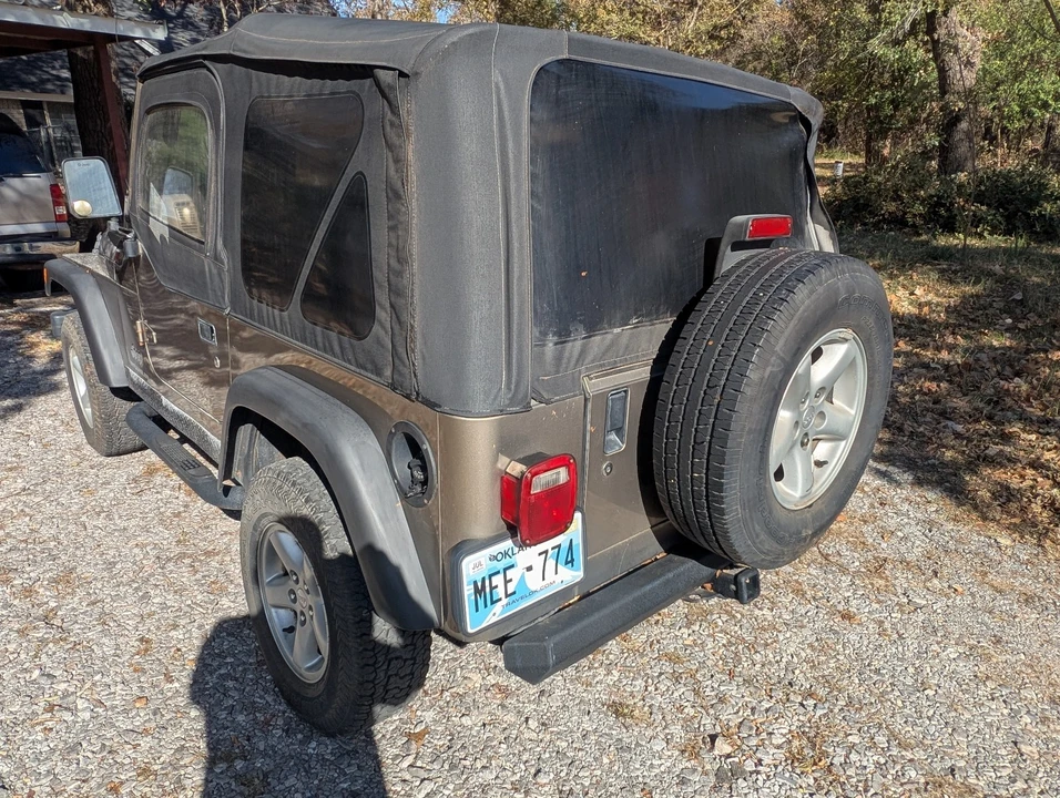 2003 Jeep TJ Wrangler - Image 9 of 10