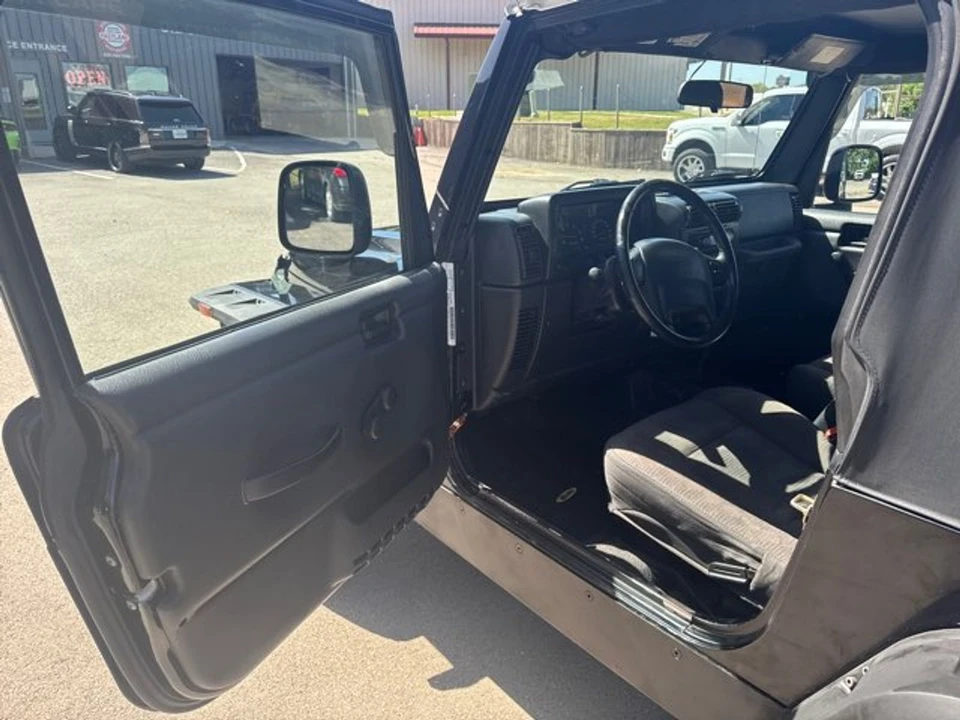 2003 Jeep TJ Wrangler - Image 5 of 12