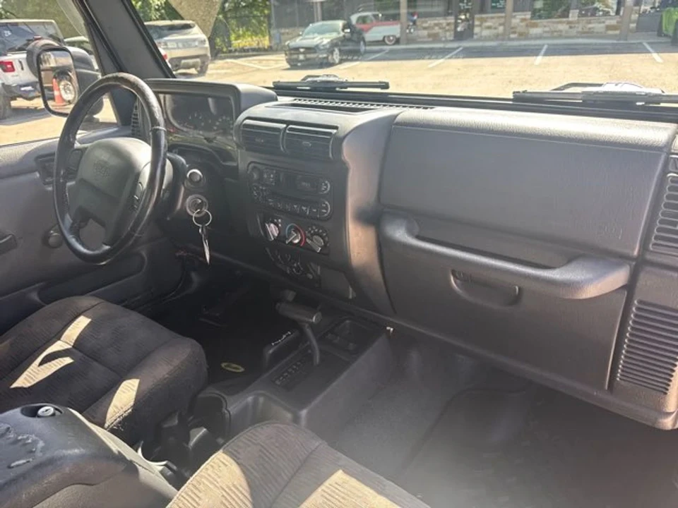 2003 Jeep TJ Wrangler - Image 10 of 12