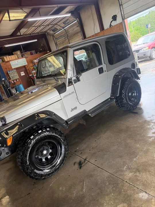 2003 Jeep TJ Wrangler - Image 9 of 13