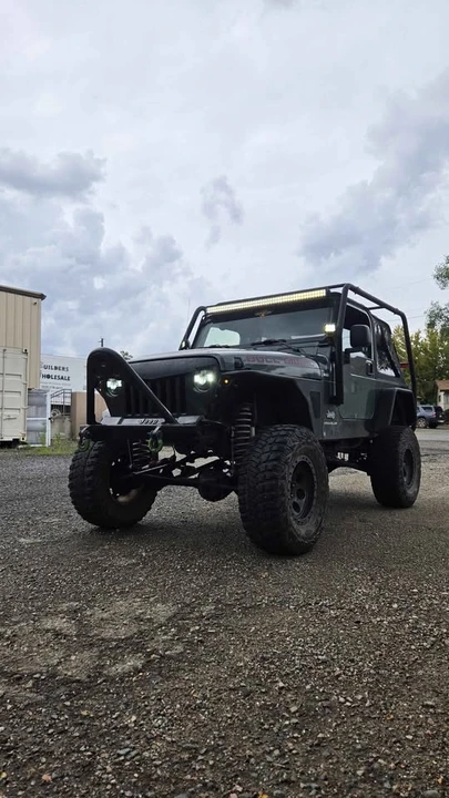 2003 Jeep TJ Wrangler - Image 2 of 11