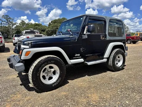 2003 Jeep Wrangler SE Sport Utility 2D