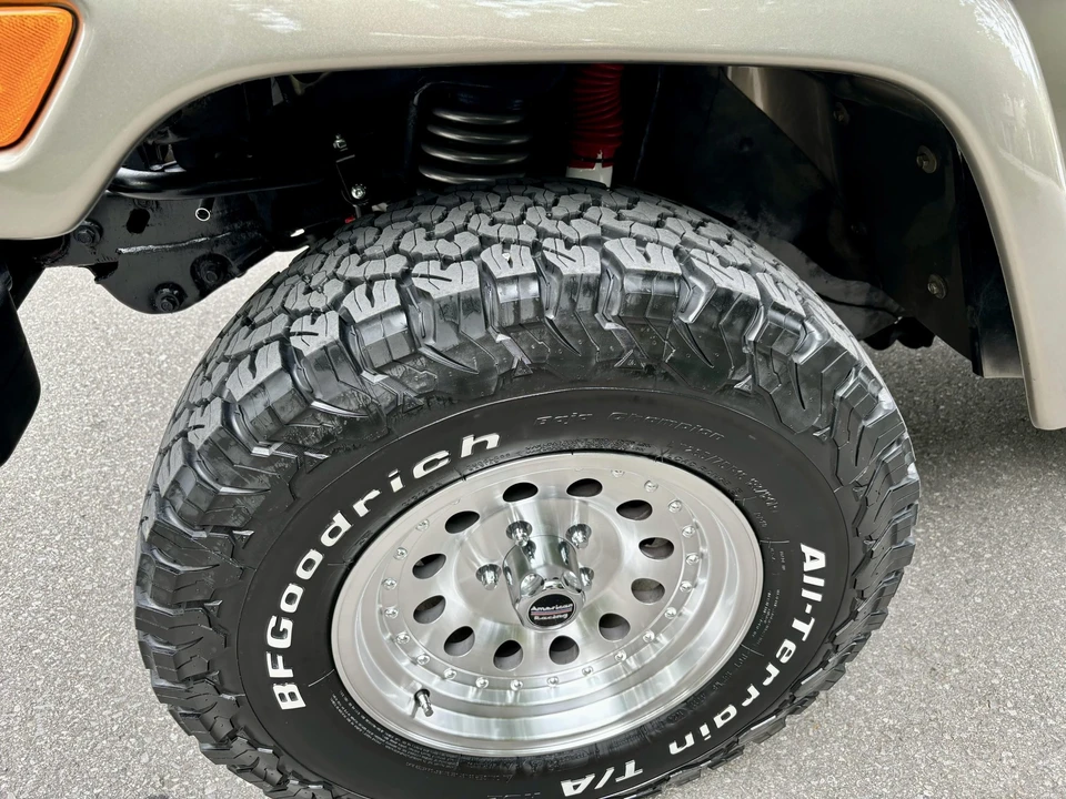 2003 Jeep TJ Wrangler - Image 20 of 31