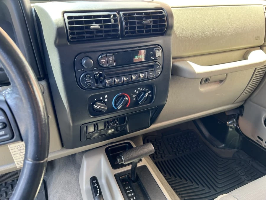 2003 Jeep TJ Wrangler - Image 7 of 12