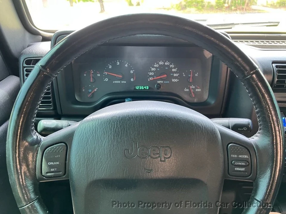 2003 Jeep TJ Wrangler - Image 11 of 12