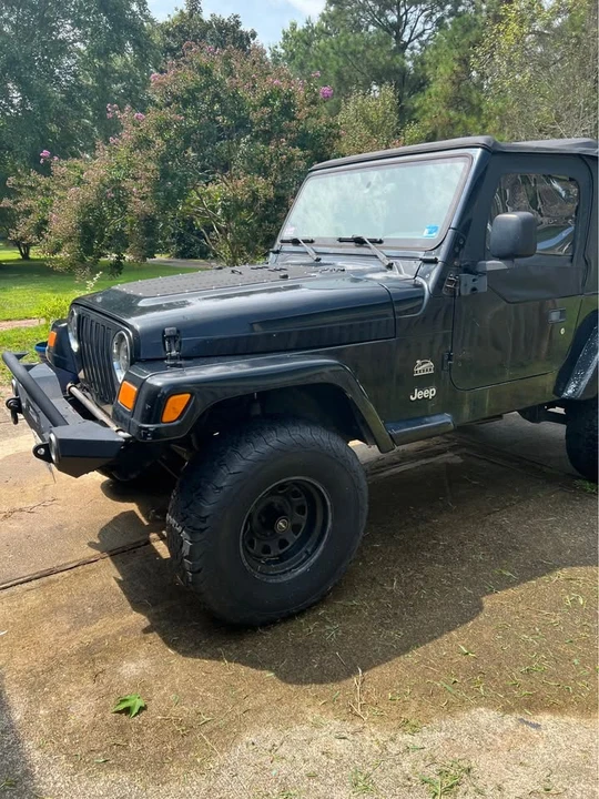 2003 Jeep TJ Wrangler - Image 2 of 11