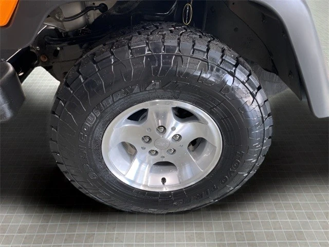 2003 Jeep TJ Wrangler - Image 10 of 21