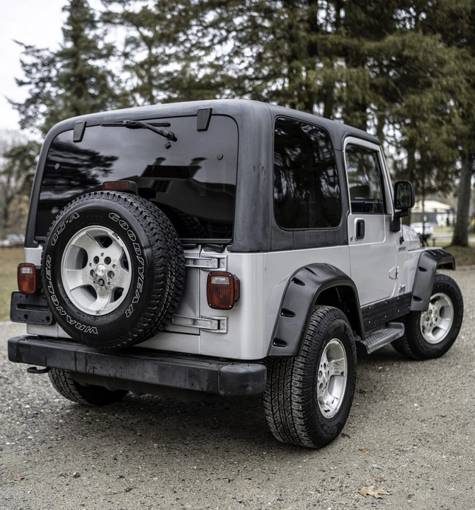 2003 Jeep TJ Wrangler - Image 16 of 31