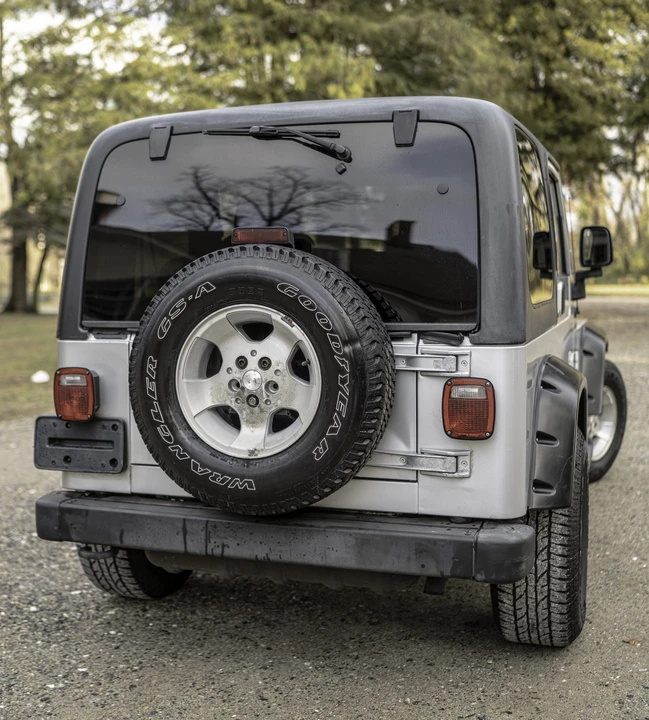 2003 Jeep TJ Wrangler - Image 15 of 31