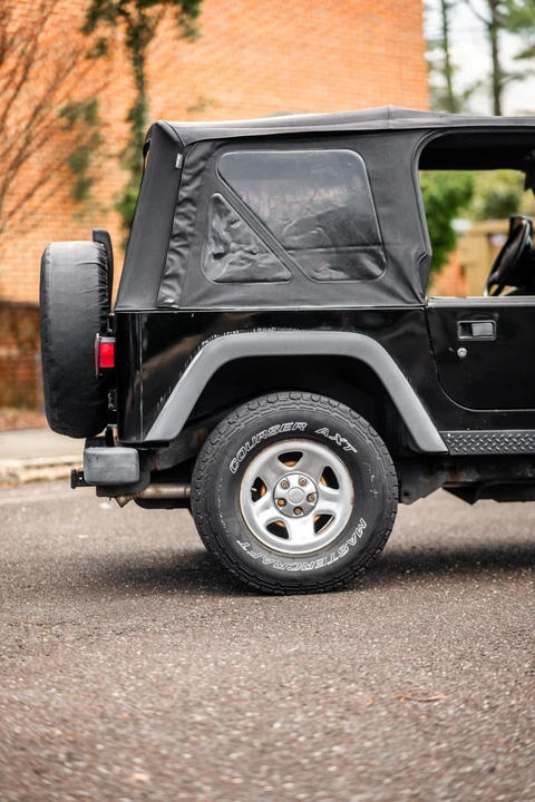 2003 Jeep TJ Wrangler - Image 25 of 31