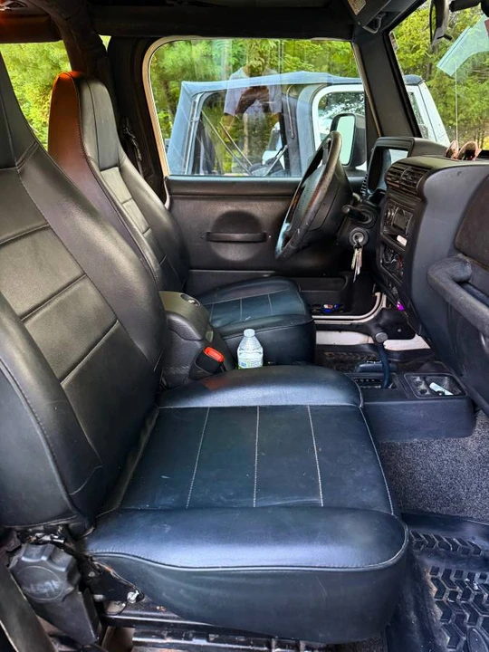2003 Jeep TJ Wrangler - Image 7 of 10