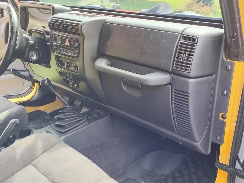 2003 Jeep TJ Wrangler - Image 7 of 11