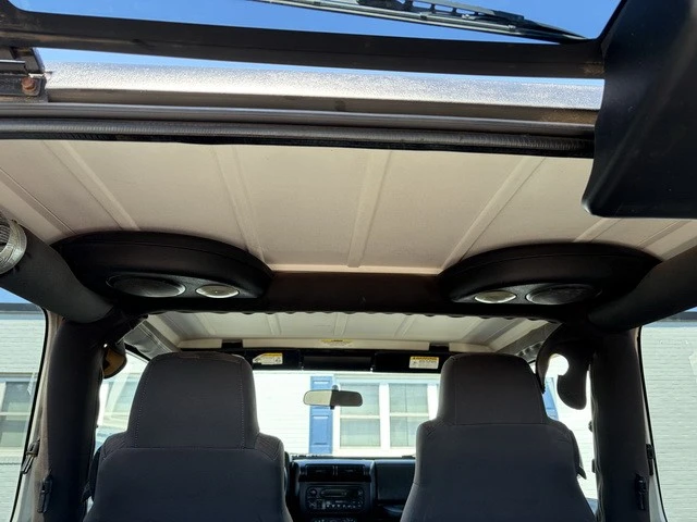 2003 Jeep TJ Wrangler - Image 30 of 31
