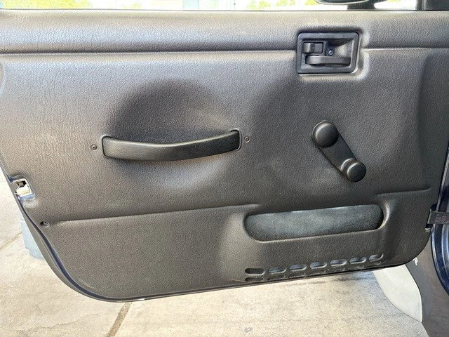 2003 Jeep TJ Wrangler - Image 15 of 20