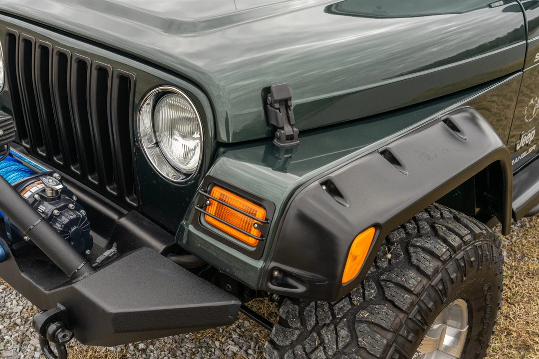 2003 Jeep TJ Wrangler - Image 18 of 31