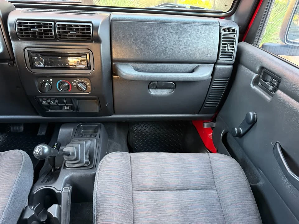 2003 Jeep TJ Wrangler - Image 10 of 20