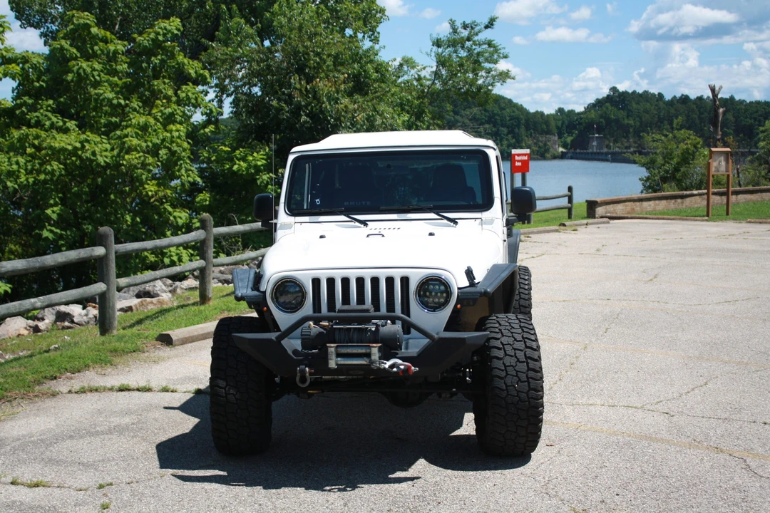 2003 Jeep TJ Wrangler - Image 3 of 31