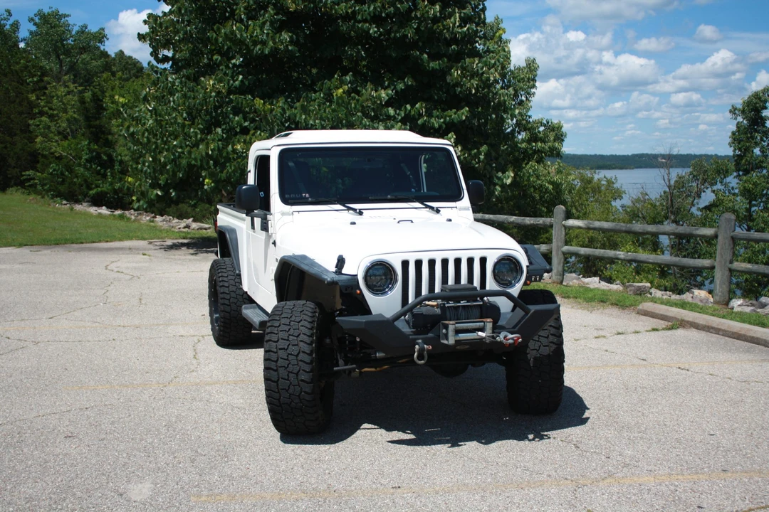 2003 Jeep TJ Wrangler - Image 2 of 31