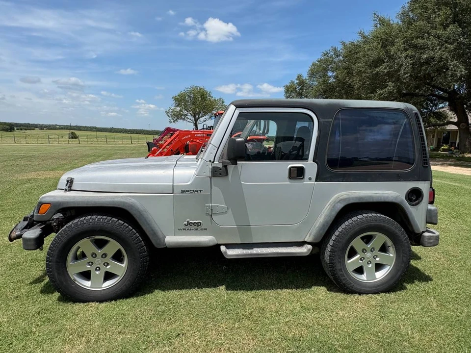 2003 Jeep TJ Wrangler - Image 2 of 6