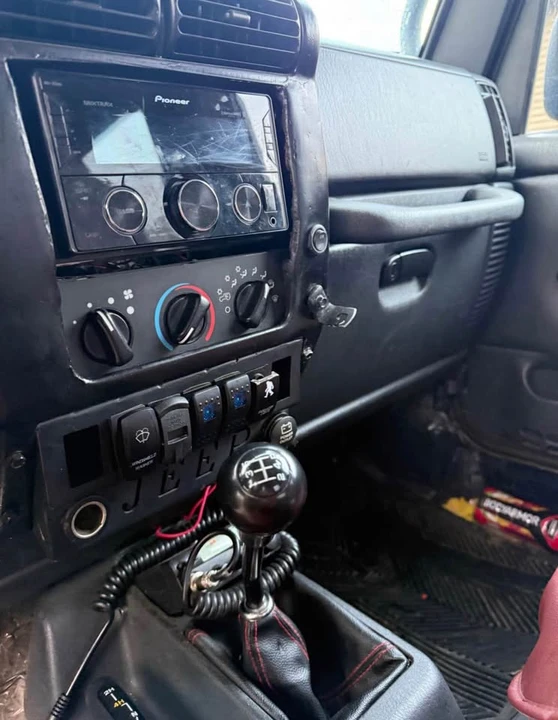 2003 Jeep TJ Wrangler - Image 8 of 10