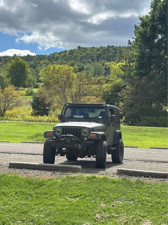 2003 Jeep TJ Wrangler - Image 2 of 10