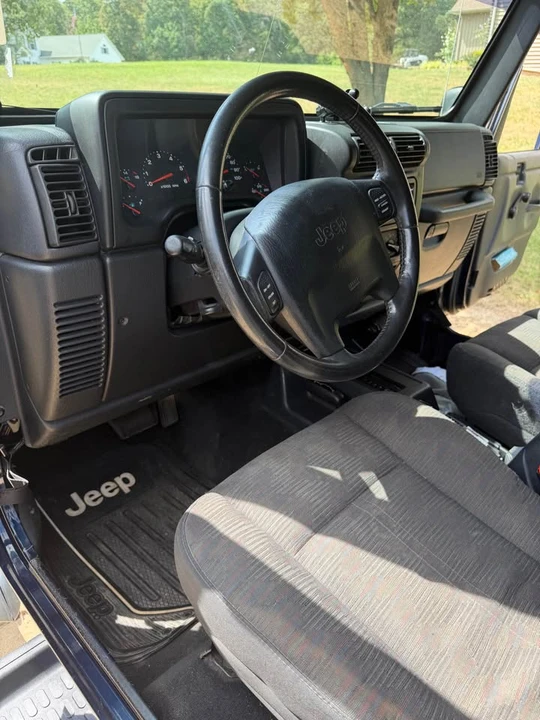 2003 Jeep TJ Wrangler - Image 11 of 13