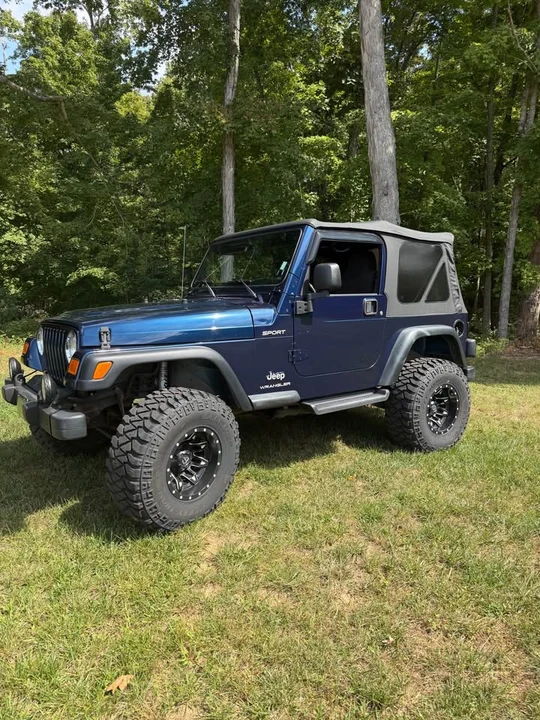 2003 Jeep TJ Wrangler - Image 2 of 13