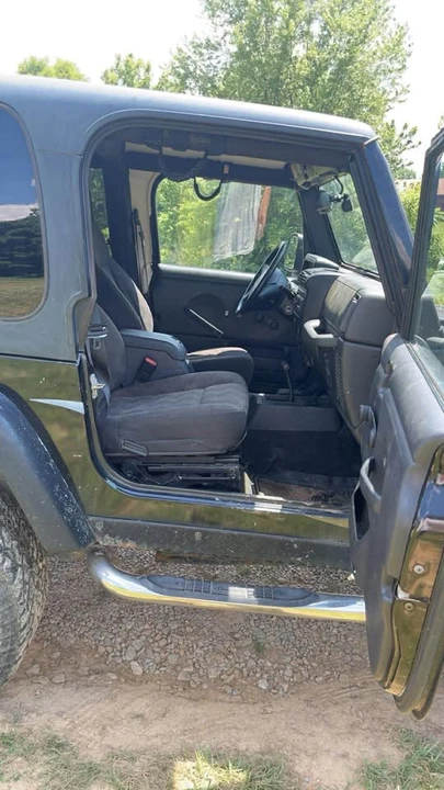 2003 Jeep TJ Wrangler - Image 2 of 7
