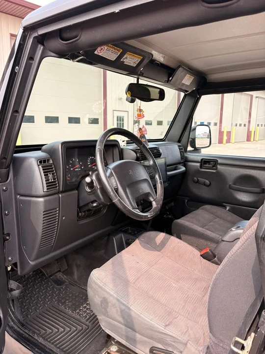 2003 Jeep TJ Wrangler - Image 5 of 11