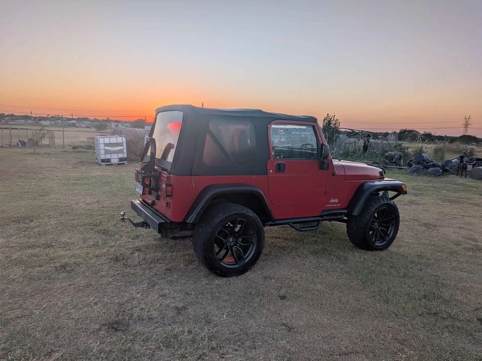2003 Jeep TJ Wrangler - Image 9 of 10