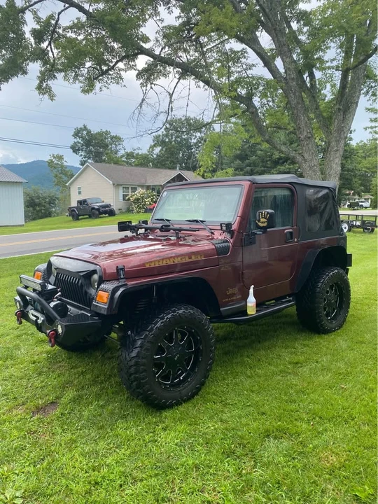 2003 Jeep TJ Wrangler - Image 2 of 5