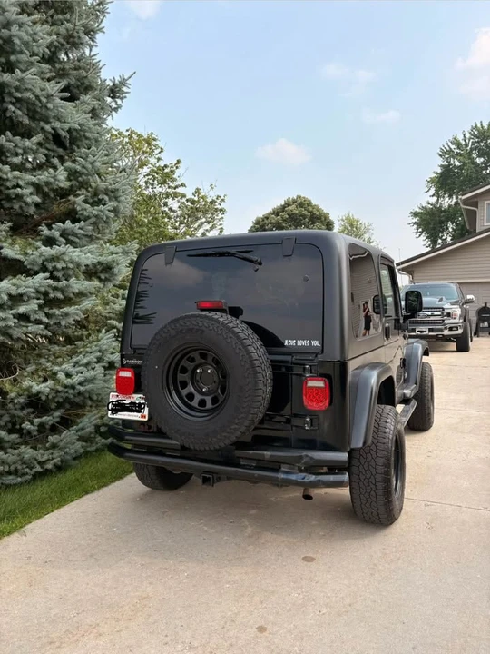 2003 Jeep TJ Wrangler - Image 3 of 11