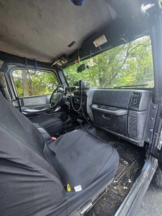 2003 Jeep TJ Wrangler - Image 9 of 10